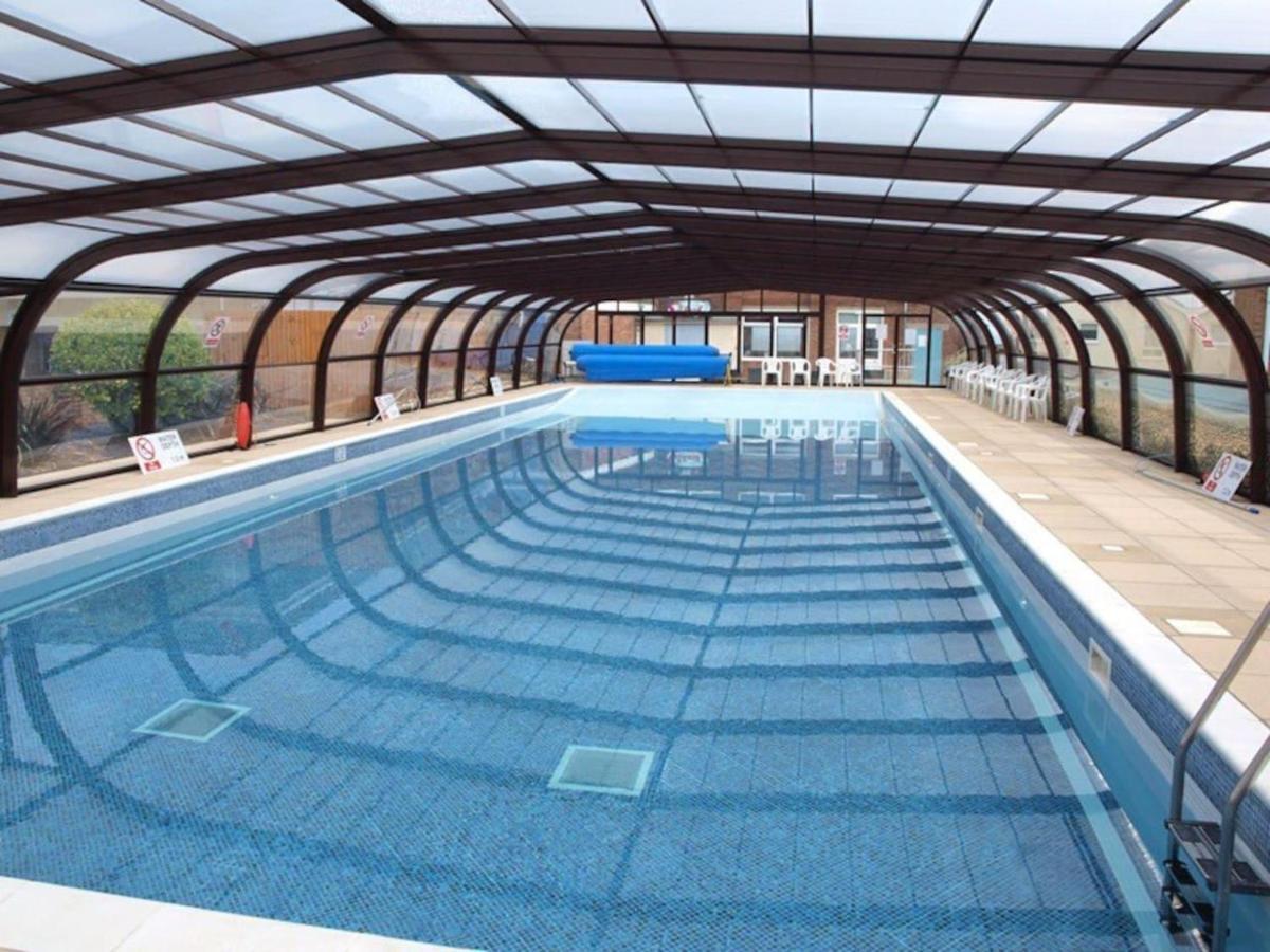 Villa Sea View 3-Bed Heated Pool Eat Bar Kids Park Lowestoft Extérieur photo