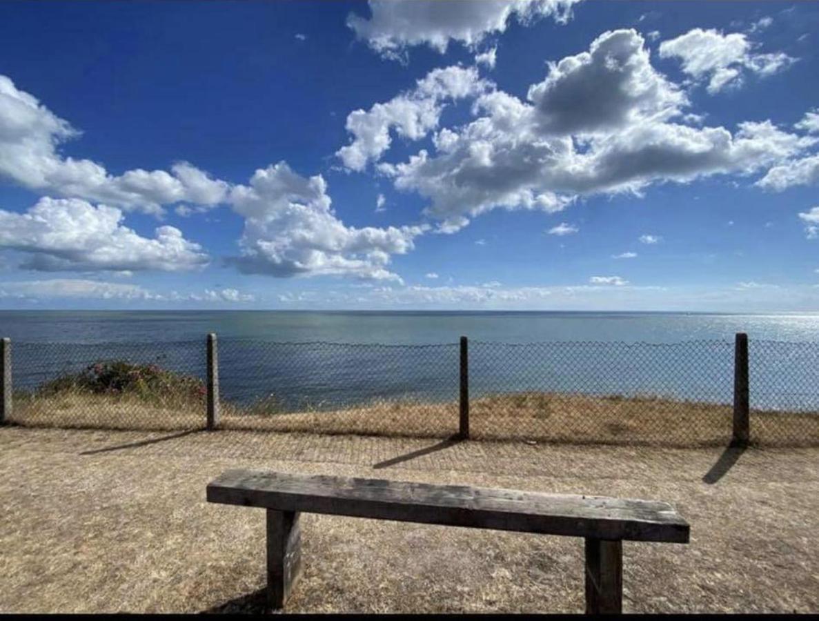 Villa Sea View 3-Bed Heated Pool Eat Bar Kids Park Lowestoft Extérieur photo