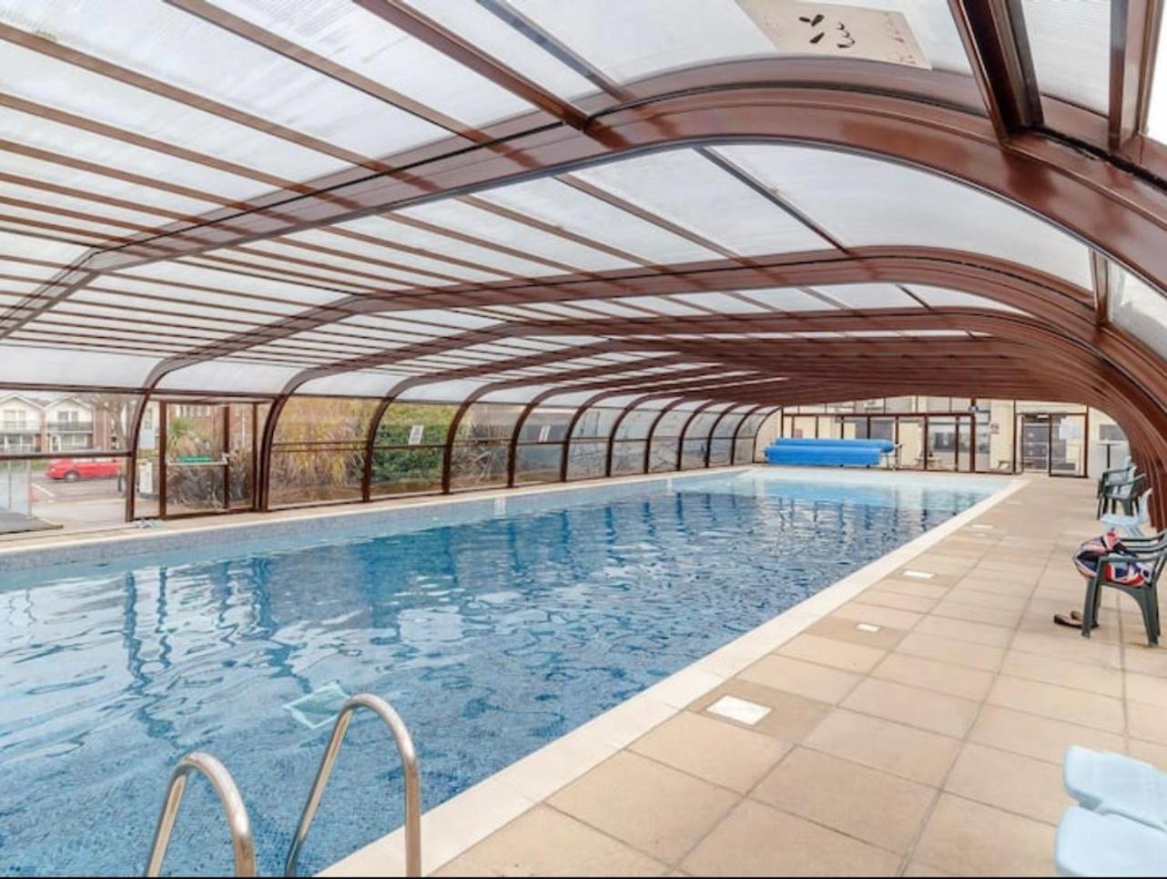 Villa Sea View 3-Bed Heated Pool Eat Bar Kids Park Lowestoft Extérieur photo