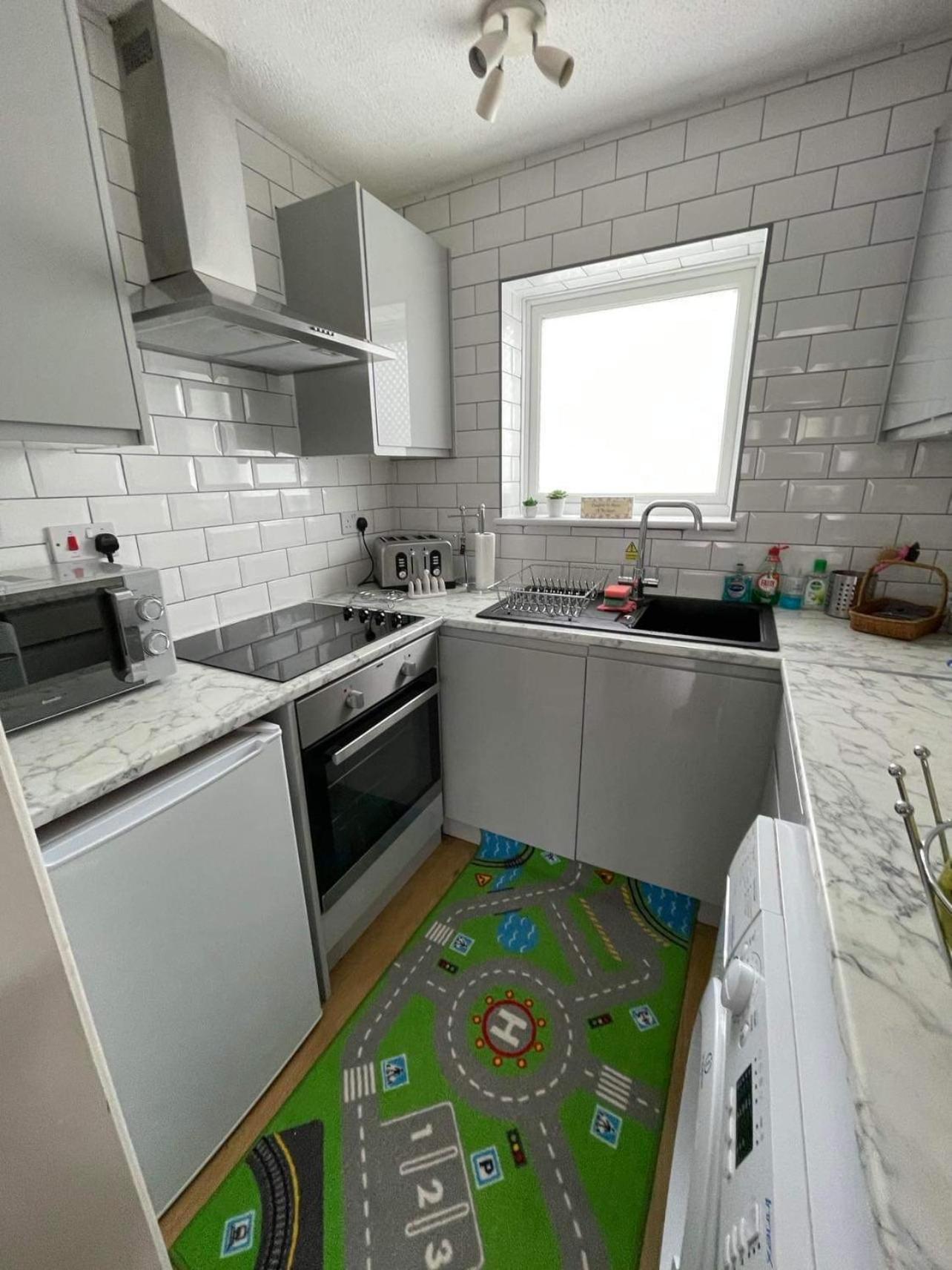 Villa Sea View 3-Bed Heated Pool Eat Bar Kids Park Lowestoft Extérieur photo