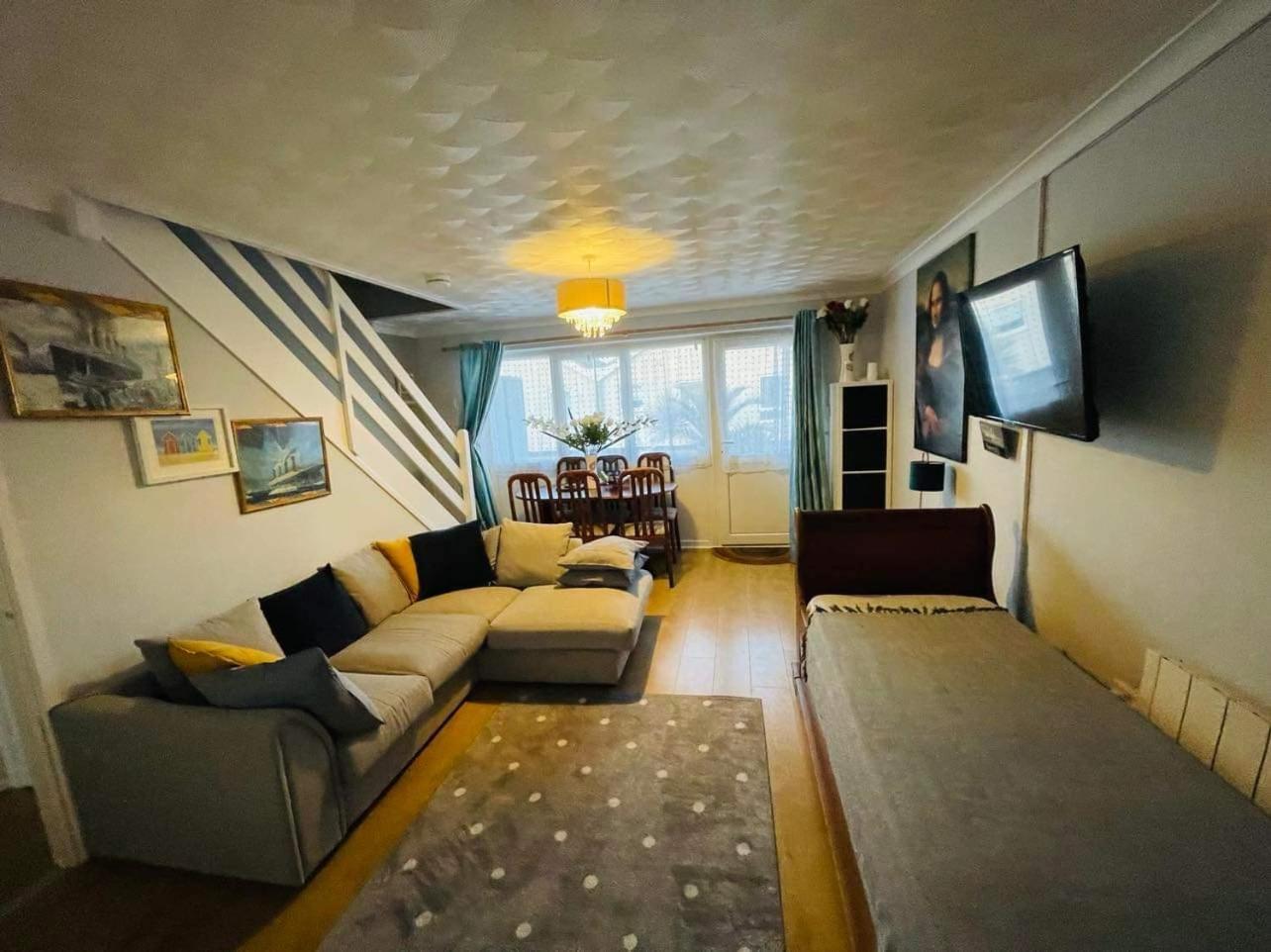 Villa Sea View 3-Bed Heated Pool Eat Bar Kids Park Lowestoft Extérieur photo